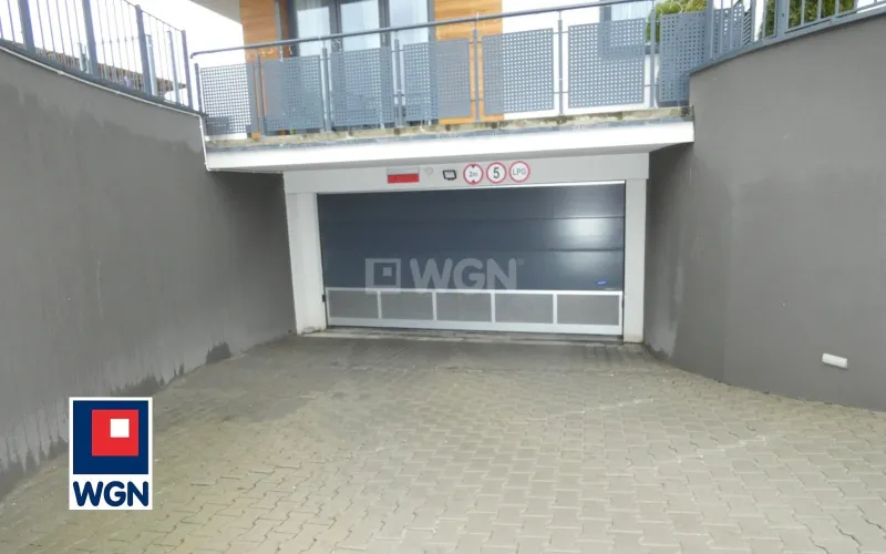 Garaż na  sprzedaż Ostrów Wielkopolski - Miejsce postojowe w parkingu podziemnym